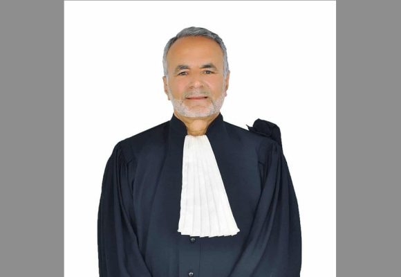 الأستاذ العيادي يشكل لجنة محامين لمساندة اقامة مصليات بالمؤسسات التربوية (الأسماء)