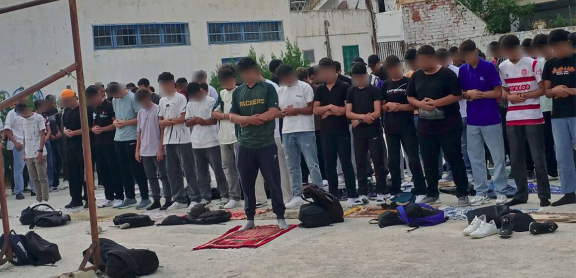 الأستاذ المرزوقي حول تشكيل لجنة دفاع عن اقامة مصلى في المؤسسات التربوية