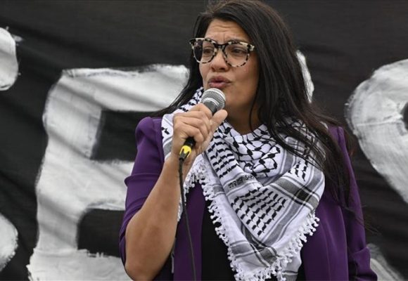 النائب الديمقراطية طليب توجه رسالة حادة لادارة ترامب المتواطئة في حرب الإبادة (فيديو)