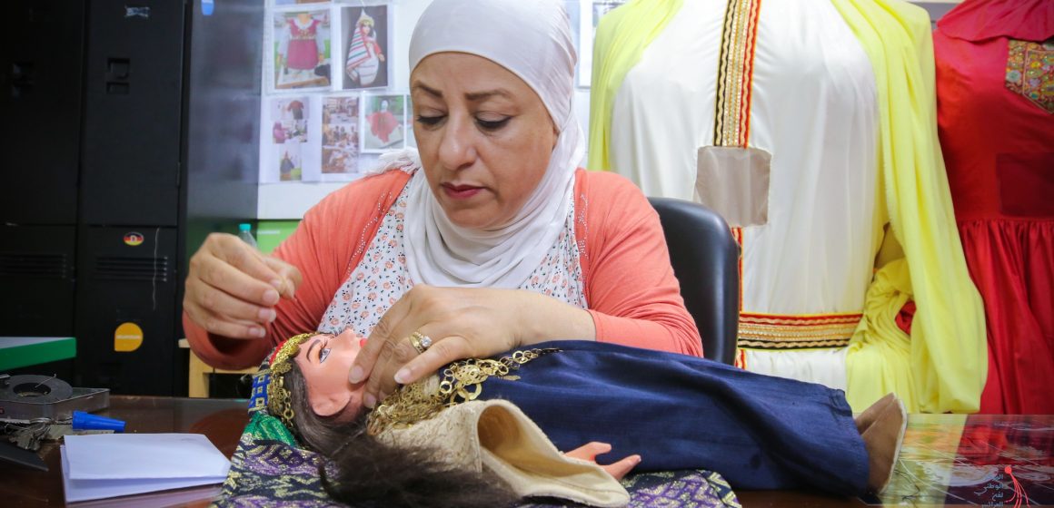 بالصور/ ورشات مركز فن العرائس للصيانة و الترميم تستعد للموسم الثقافي القادم