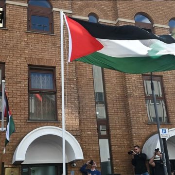 لأول مرة، علم فلسطين يرفرف في لندن