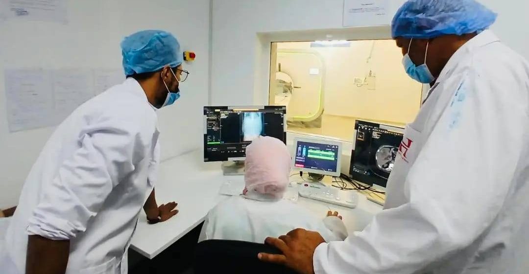 سيدي بوزيد: تمت بنجاح أول عملية للمرارة بتقنية المفراس لمريض عمره 63 عاما