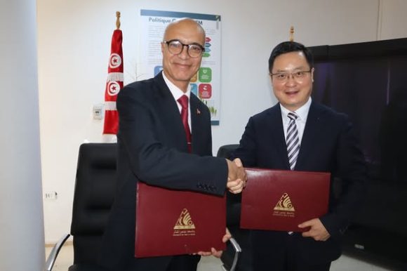 جامعة تونس المنار توقع مذكرة تعاون مع نظيرتها “BISU ” ببيكين جامعة تونس المنار توقع مذكرة تعاون مع نظيرتها “BISU ” ببيكين