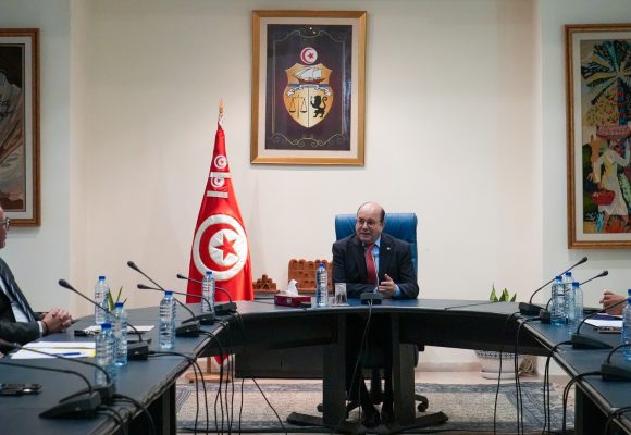 وزير السياحة يستقبل أعضاء المكتب التنفيذي الجديد للجامعة التونسية للمطاعم السياحية