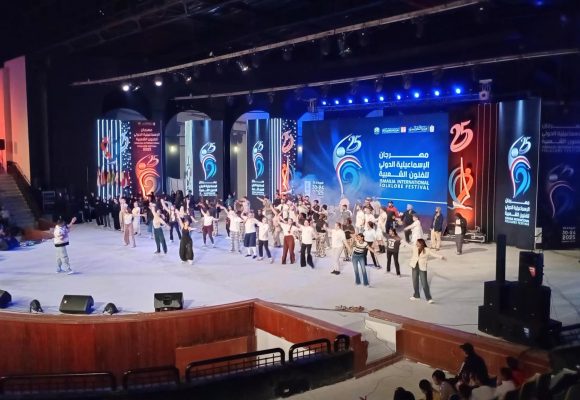 الفرقة الوطنية للفنون الشعبية في مهرجان الإسماعيلية بمصر
