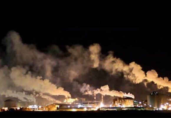 التلوث بقابس: الموافقة على نقلة تلاميذ تضرروا بالاختناقات الغازية من إعدادية شاطئ السلام الى إعداديات أخرى