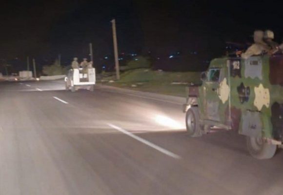 قناة “الإخبارية” السورية تفيد بتعرض فريقها لقصف من قبل قوات قسد