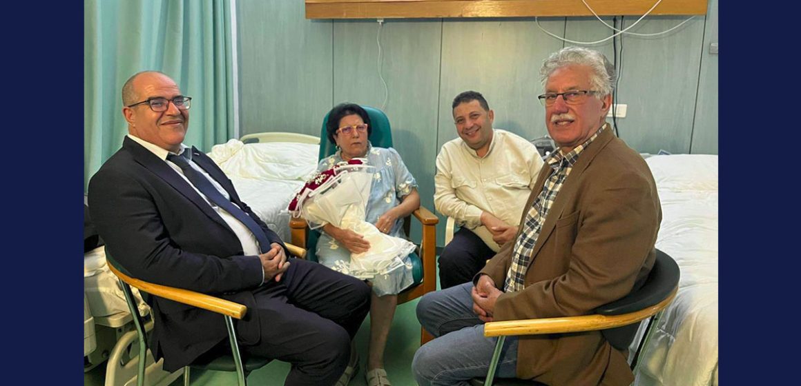صورة اليوم: العميد بالثابت في زيارة الى أيقونة المحاماة و النضال راضية النصراوي