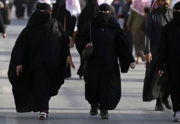متى تتحرر المرأة العربية فعلا من أغلال الذكورية ؟