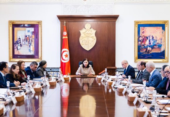 القصبة: مجلس وزاري حول مراجعة منظومة الصفقات العمومية