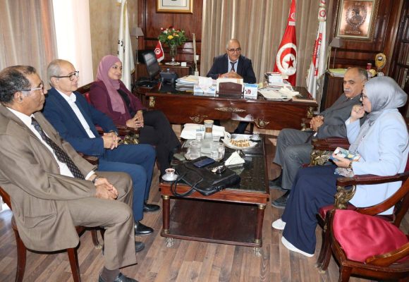 رئيس هيئة الوقاية من التعذيب في زيارة تهنئة و تعارف لهيئة عمادة المحامين