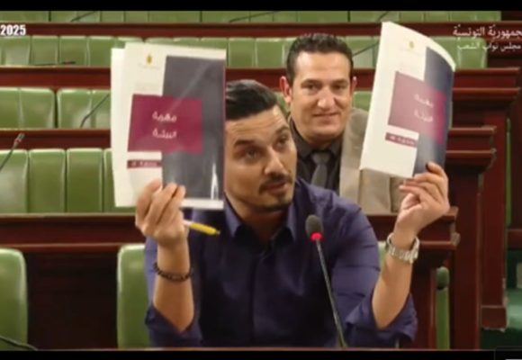 النائب أولاد جبريل: “ميزانية 2026 هي نفسها ميزانية 2025 كلمة بكلمة والمطلوب ليس النسخ و اللصق” (فيديو)