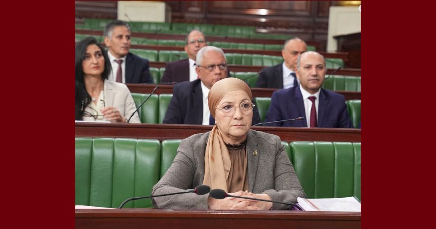 وزيرة العدل وزيرة العدل تنفي اعتقال أي مواطن تبعا لآرائه وتؤكد عدم دخول أي سجين في اضراب جوع وحشي (فيديو)