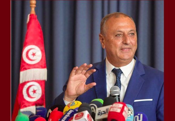 عصام الشابي يتوقف عن اضراب الجوع