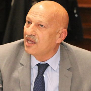 رضا بالحاج ينهي اضرابه عن الطعام و يدعو للمشاركة بكثافة في المسيرة الوطنية