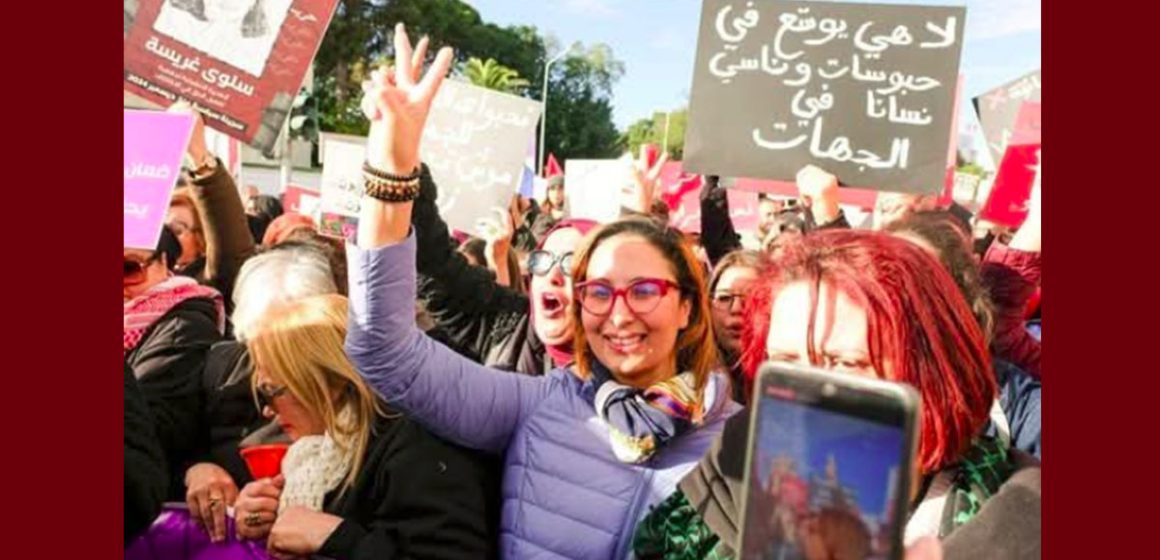 الد. بوجدارية: من المضحك المبكي، ايقاف “شيماء عيسى” تم في شارع… الحرية