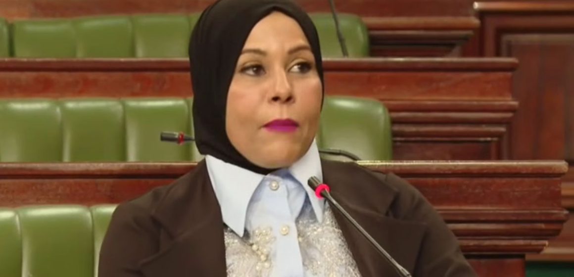 أثارت جدلا، النائب زينة جاب الله في البرلمان تنشر مداخلتها بكل “فخر” (الفيديو كامل)