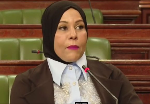 أثارت جدلا، النائب زينة جاب الله في البرلمان تنشر مداخلتها بكل “فخر” (الفيديو كامل)