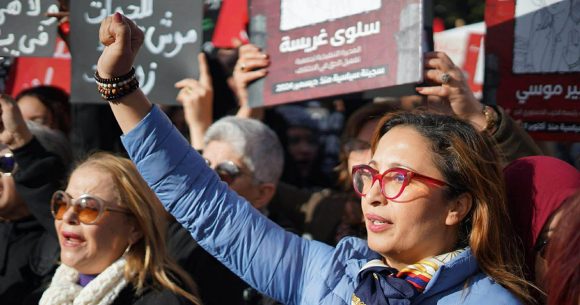 Chaima-Aissa جمعيات وشخصيات نسويةُ : “صوتُ شيماء عيسى هو صوتُنا جميعًا”