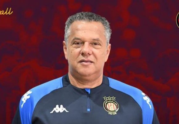 رسميا : لا نية للاستغناء في الوقت الحاضر عن الكنزاري مدرب الترجي