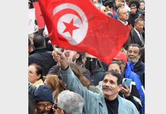 المعتقل الهمامي نقلا عن الأستاذة الحاج سالم: خلي صوتكم عالي… ما تخليوش الظلم ايولي عادي”