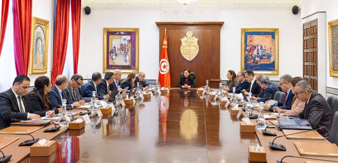 القصبة: اجتماع اللجنة العليا للإنتاج الخاص للكهرباء