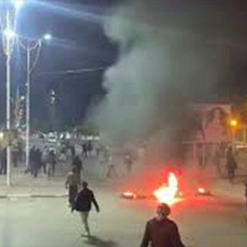 القيروان احتجاجات القيروان: إصدار بطاقات إيداع في حق 4 محتجين