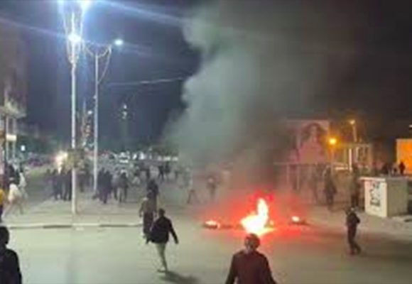 احتجاجات القيروان: إصدار بطاقات إيداع في حق 4 محتجين