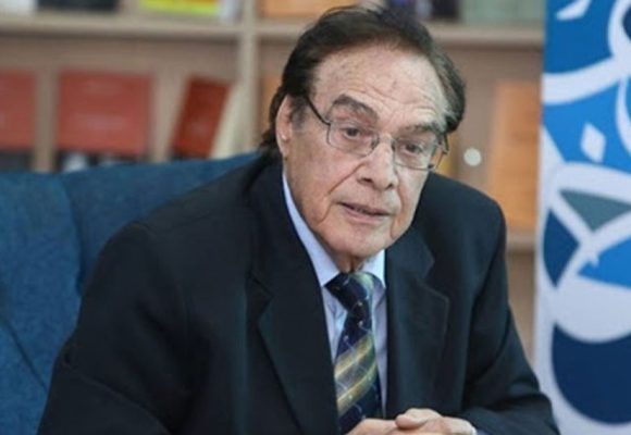 رسالة الروائي بن الحاج نصر الى الرئيس: “أنا ممنوع من السفر.. “