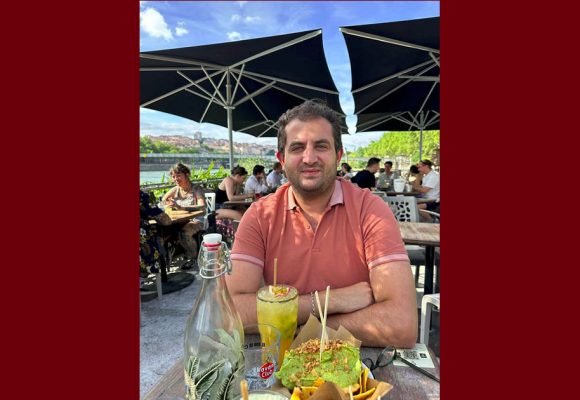 منع إلياس الشواشي من الدخول إلى قطر