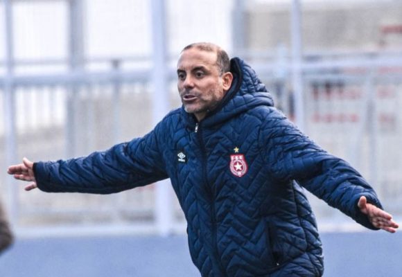 تعاقد معه إلى موفى جوان 2027، النجم يقدم المدرب محمد المكشر