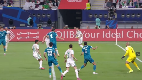 كأس العرب: المنتخب الجزائري يهزم نظيره العراقي و يتأهل إلى ربع نهائي