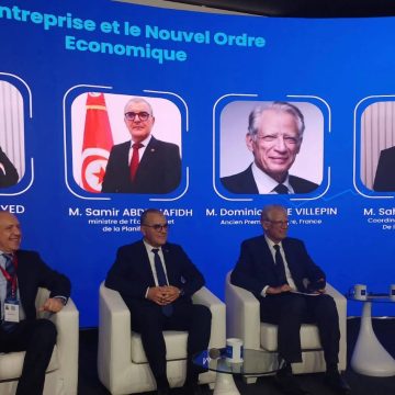 01 وزير الإقتصاد يشرف على افتتاح الدورة 39 ” لأيام المؤسسة”.