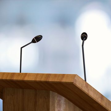 Tribune حول نموذج “المثقف السياسي” الذي نحتاجه في تونس