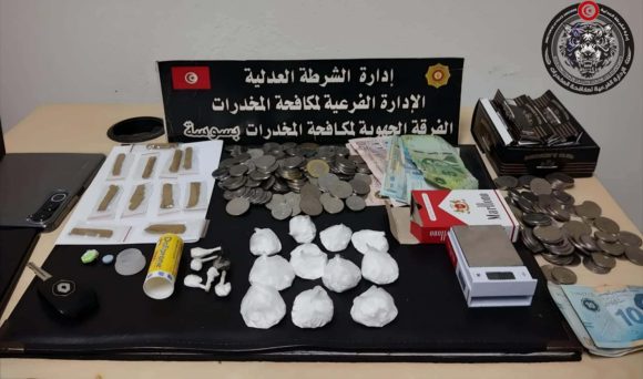 المنستير: اماطة اللثام عن عصابة في ترويج المواد المخدرة و تبييض الأموال