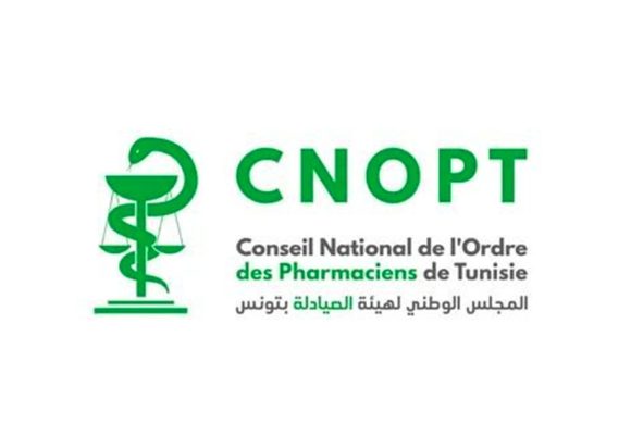 هيئة الصيادلة تحذر من بيع أدوية مجهولة على الفيسبوك و تقوم بايداع قضية في الغرض