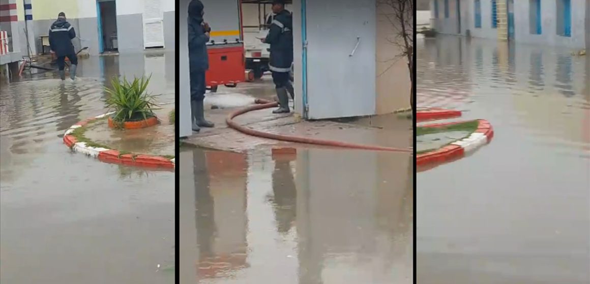 قرمبالية: مدرسة نوال تغرق و الحماية تتدخل لشفط المياه (فيديو)