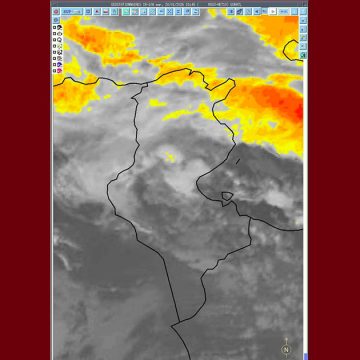 الرصد الجوي يتوقع تواصل نزول الأمطار في المناطق الغربية