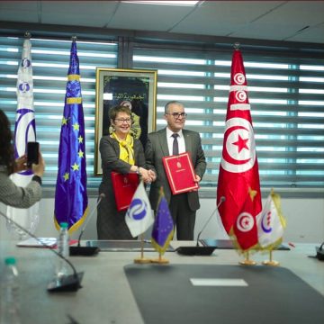 توقيع اتفاقية تمويل ELMED II للربط الكهربائي بين تونس و ايطاليا