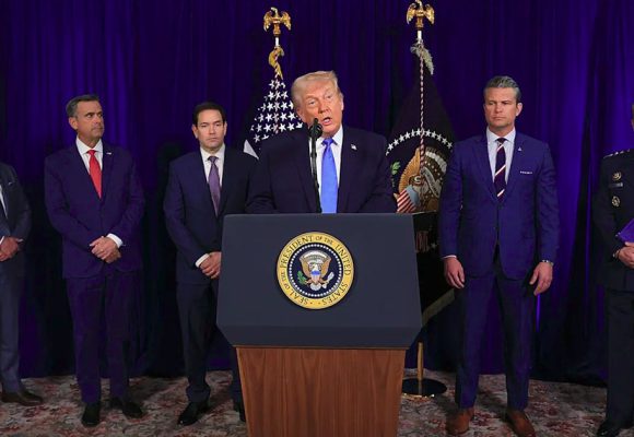 ترامب: سيسمح لشركات النفط الأمريكية بالتوجه لفنزويلا لاستغلال نفطها الخام