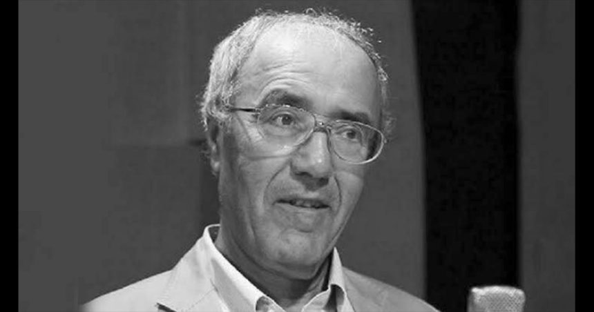 كمال العبيدي قبل التوجه الى بوحجر بالمنستير لدفنه، تأبين الفقيد كمال العبيدي بمقر نقابة الصحفيين