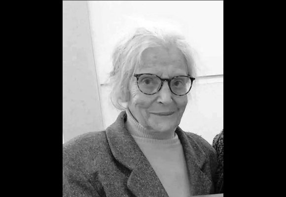 وفاة سعاد قلوز، إحدى رائدات الرواية التونسية، متحصلة على الكومار الذهبي