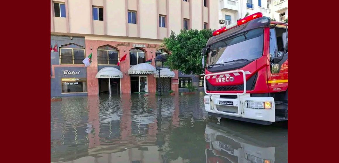 قراءة حمدي حشاد لارتفاع في مستوى البحر على طريق تونس البحرية (فيديو)