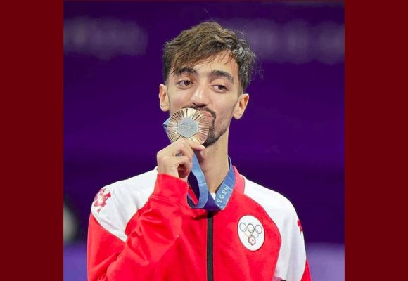 البطل خليل الجندوبي يطلق صرخة فزع: “دون راتب منذ ستة أشهر و لم يعد لدي أي دخل”