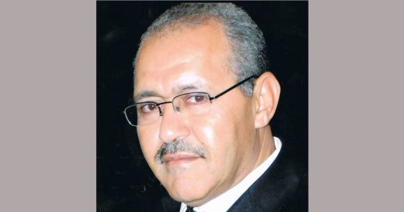 أستاذ الاقتصاد رضا الشكندالي يرد بالحجة على كاتب مقال في “لابريس”