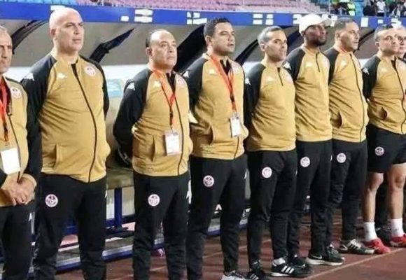 المكتب الجامعي يعلن رسميا عن الطلاق بالتراضي مع الإطار الفني للمنتخب الوطني