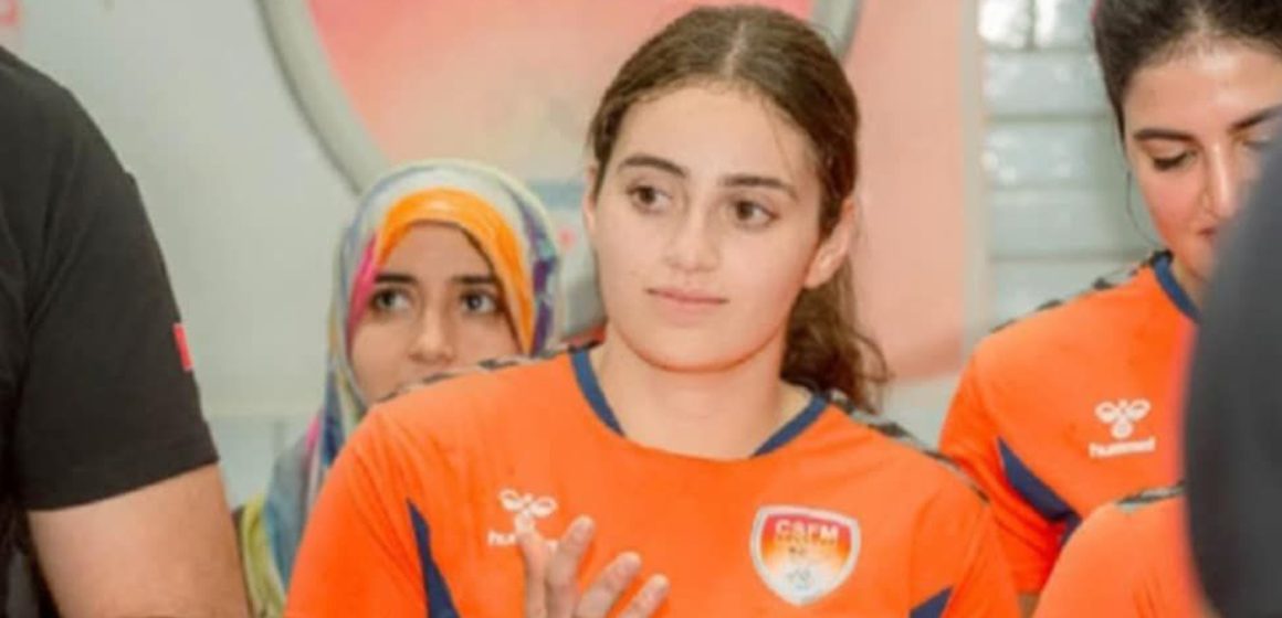 Yasmine Ben Dhia نادي الرياضة النسائية بالمكنين يتمنى الشفاء العاجل لياسمين بن ضياء