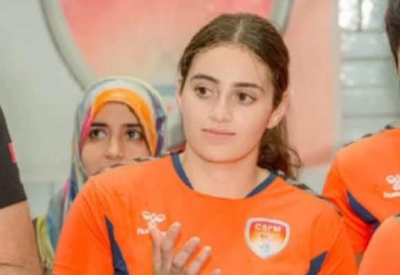 نادي الرياضة النسائية بالمكنين يتمنى الشفاء العاجل لياسمين بن ضياء