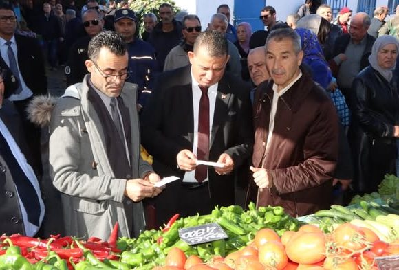 في أول شهر رمضان، والي المنستير يتفقد الأسعار بالسوق البلدي بالمدينة