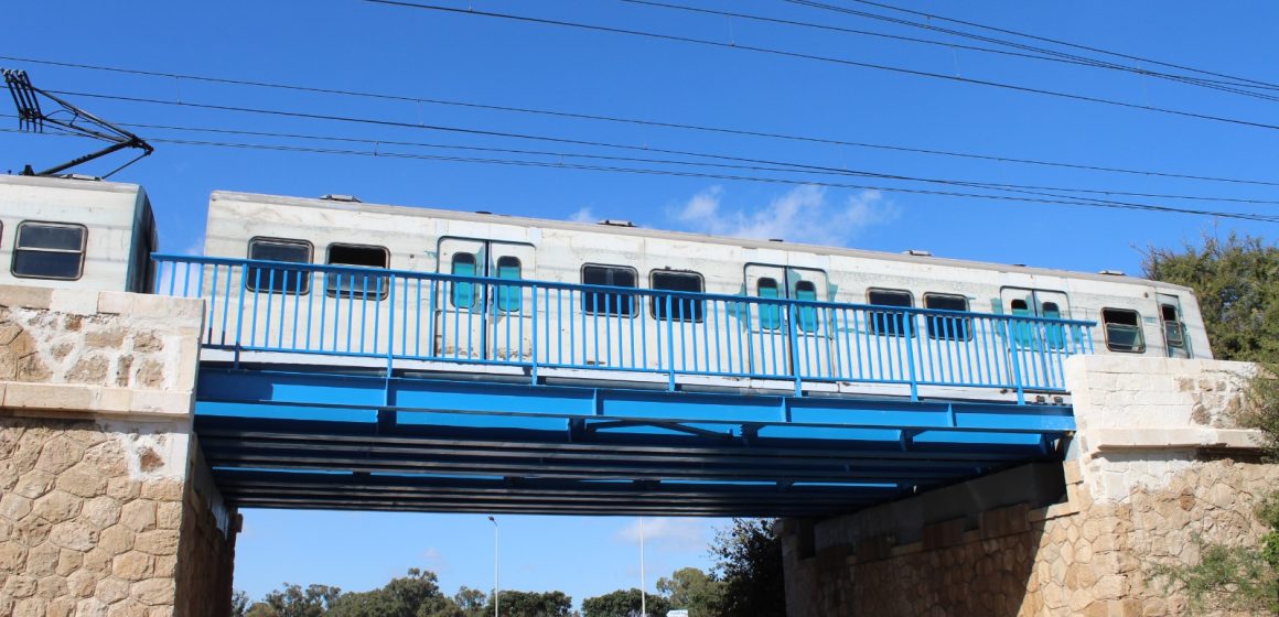 قطار تونس-حلق الوادي- المرسى يستأنف نشاطه مسترسلا على كامل الخط الحديدي